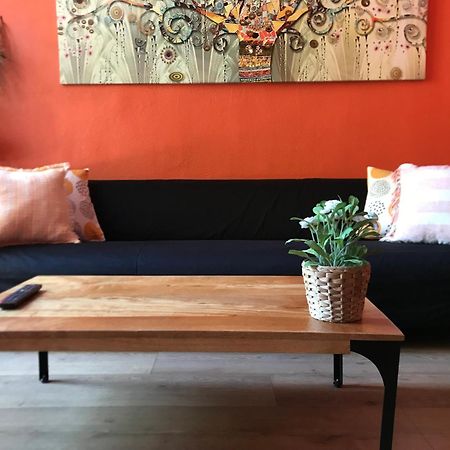 Paraiso Hostel Барселона Экстерьер фото